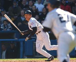 (1)Yankees' Matsui hits game-ending single